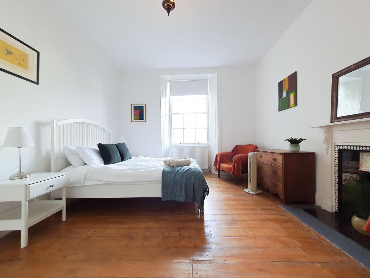Edinburgh Charming Old Town Apartment Exterior photo